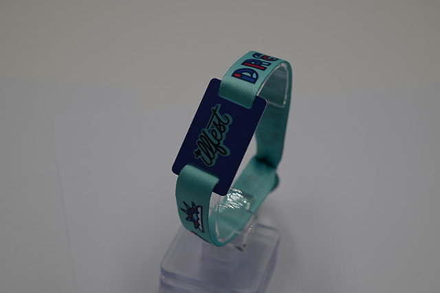 滴膠卡鑰匙扣-小區(qū)物業(yè)門禁卡！