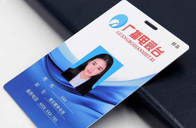 會(huì)員卡太多沒(méi)地方放？廢物利用做出實(shí)用卡包